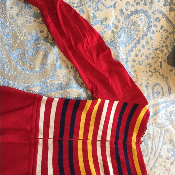 Gorgeous Italian-made, vintage/unique, femme and form-fitting red dress - Picture 11 of 12